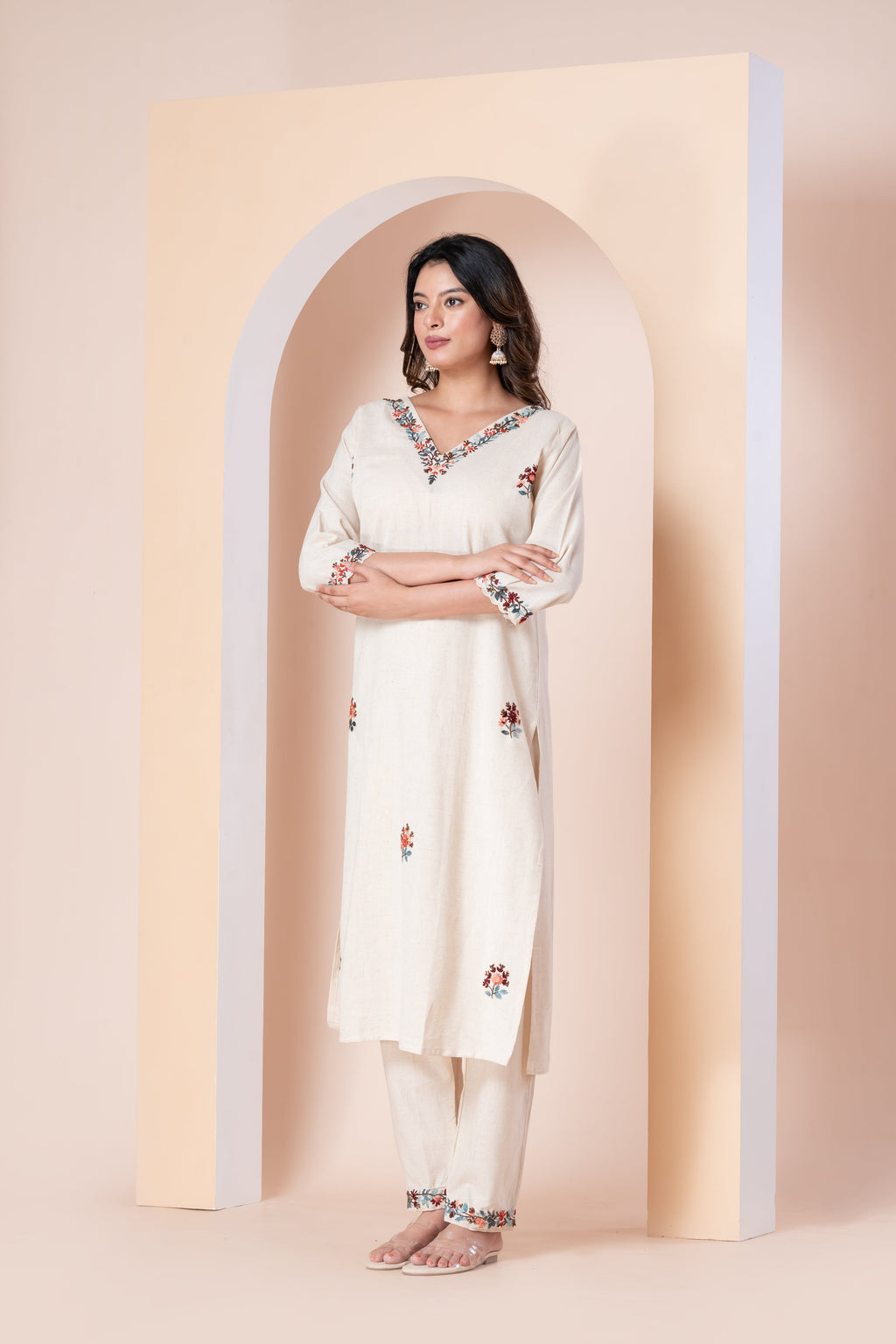 Off-White Floral Embroidered Kurti Set with Pant