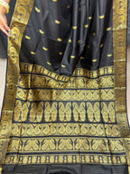 Traditional Baluchuri