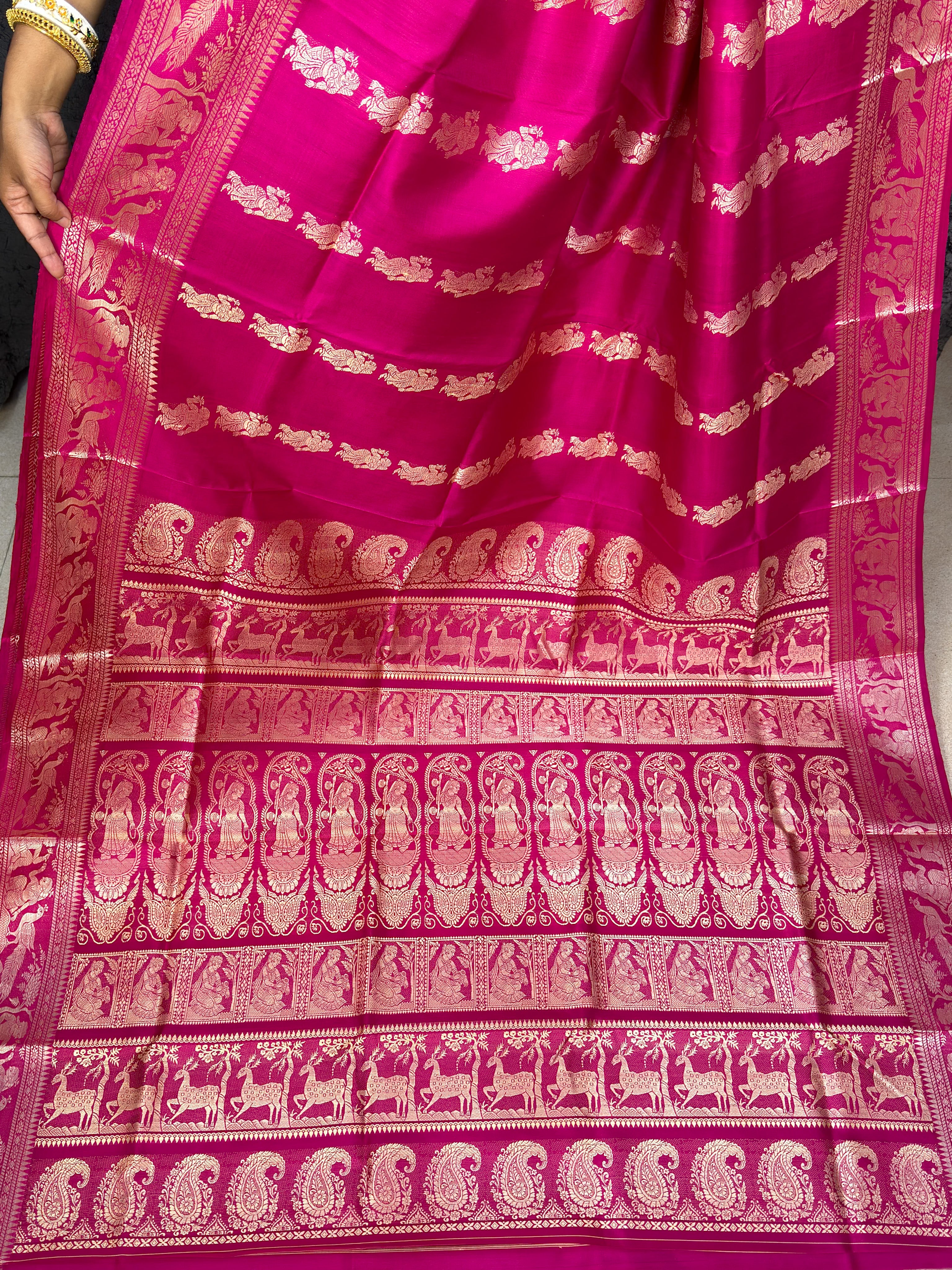 Traditional Baluchuri