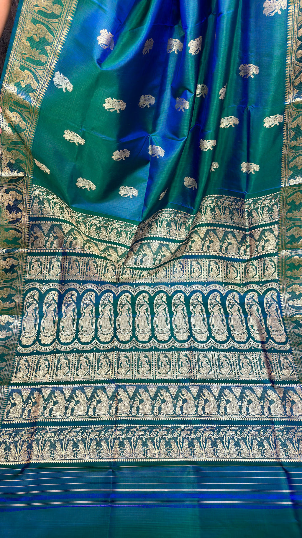 Traditional Baluchuri
